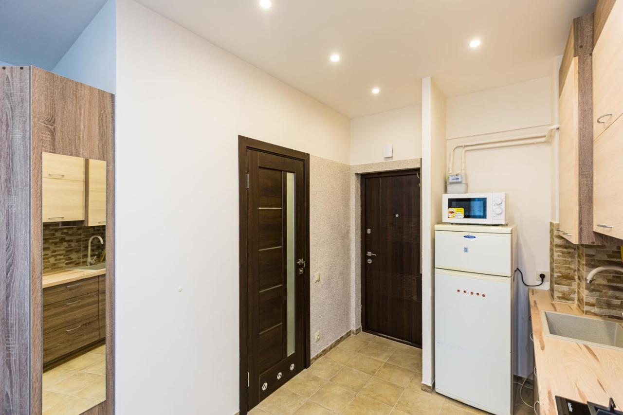2 Kn. Romana Apartment Lviv Exterior photo
